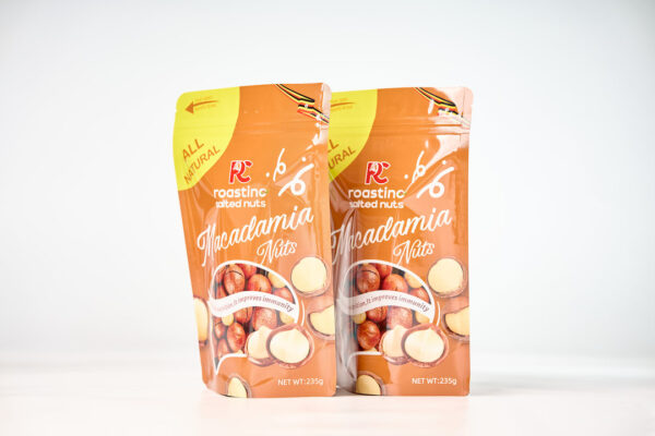 Roastino Salted Macadamia Nuts - Image 3