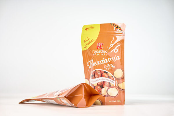 Roastino Salted Macadamia Nuts - Image 2